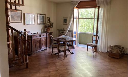 APPARTAMENTO CON MANSARDA
